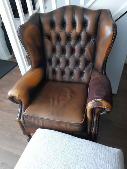 Photo of free Suite (Denton,manchester.M34 3RP) #1