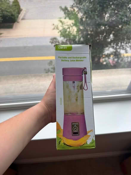 Photo of free Battery juice blender (Rockville) #1