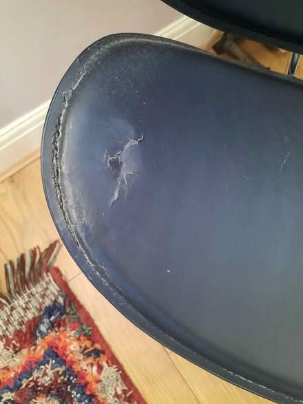 Photo of free Occasional Chair (Morden SM4) #2