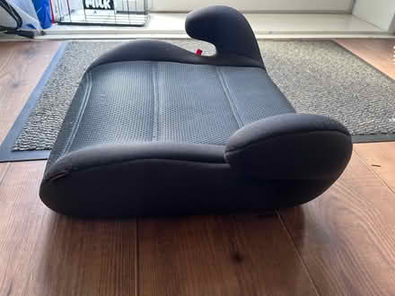 Photo of free Halfords child’s car booster seat (Glasgow G44 Cathcart) #1