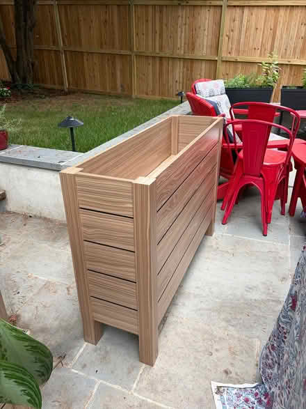 Photo of free Planters box (indoor) (Upper NW DC) #1