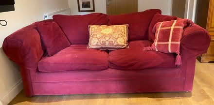 Photo of free Red sofa (Middle Barton, Oxfordshire OX7) #1