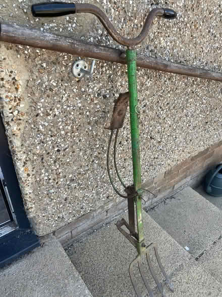 Photo of free Antique gardening fork (Chipping Norton OX7) #2