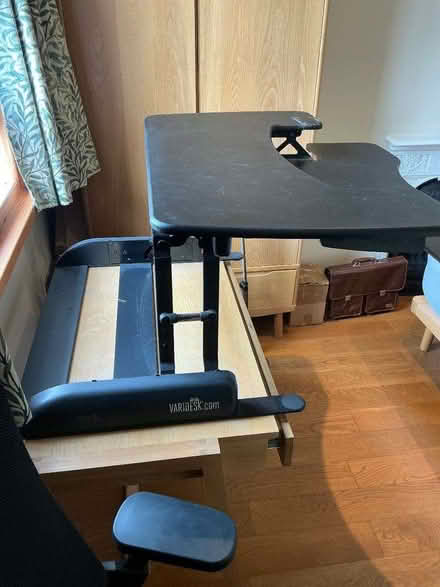 Photo of free Standing desk converter - Varidesk Pro Plus 36 (Summertown OX2) #4