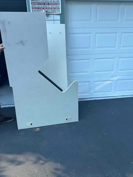 Photo of free Desk top, chair, floor mat (Greenhorn Area, GV) #1