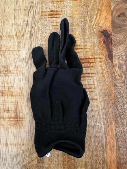 Photo of free New heat resistant curling glove (Brockworth GL3) #1
