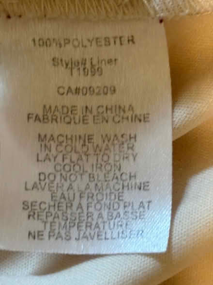Photo of free Large tank top, beige colour (L5L 5P5) #3