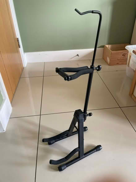 Photo of free Stand for violin/viola/ukelele (Bath BA2) #3