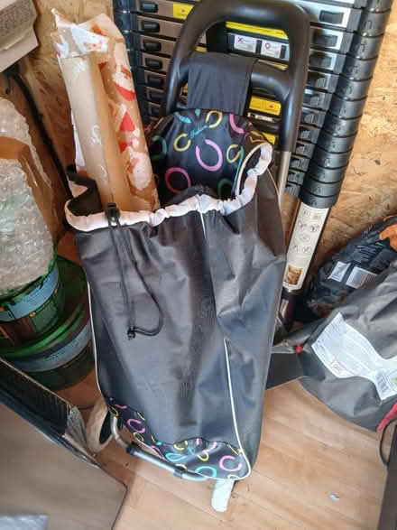 Photo of free Shoping trolley and printer (linton cb21) #2