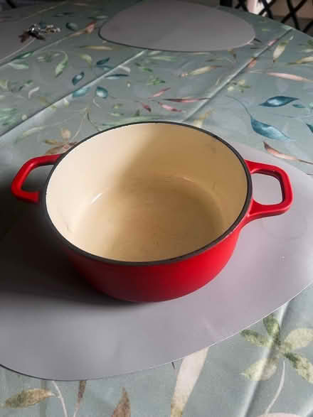 Photo of free Small cast iron Chasseur casserole dish (Ashburton SE25) #2