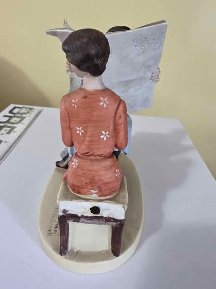 Photo of free porcelain figurine (South Ozone Park) #4