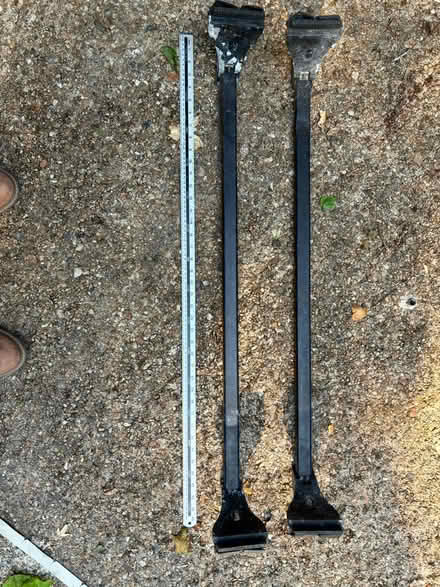 Photo of free Car roof bars (Gillingham (Hempstead) ME7) #3