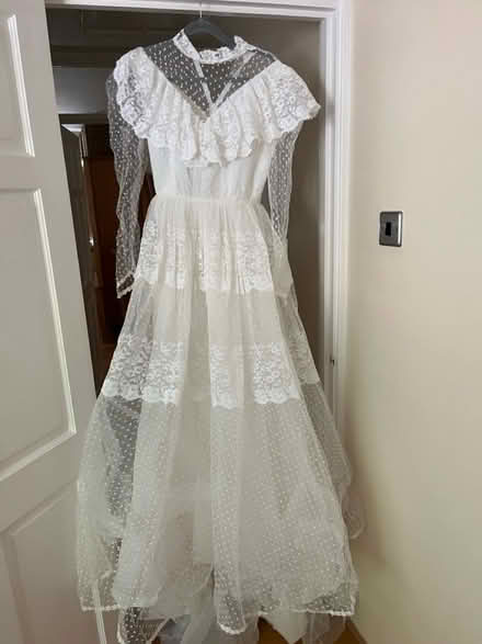 Photo of free Vintage 1980’s Wedding Dress (Vinters Park, Maidstone (ME14)) #2