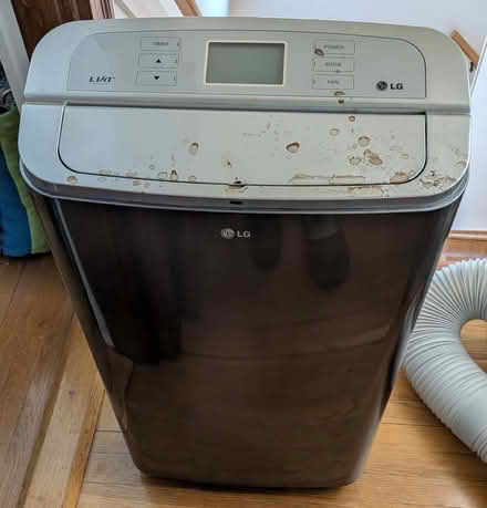 Photo of free LG portable AC (02472) #2