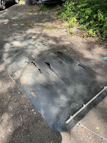 Photo of sheet of plastic/aluminium (Salford 6 M6 8) #2