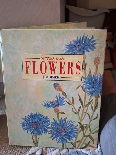 Photo of free All things flowers books (Milburn CA10) #4