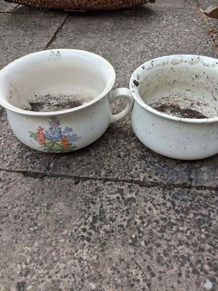 Photo of free Chamber pots (Thorpe Hamlet NR1) #1