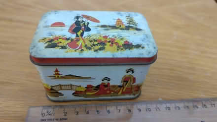 Photo of free Vintage oriental tin (Slinfold RH13) #1