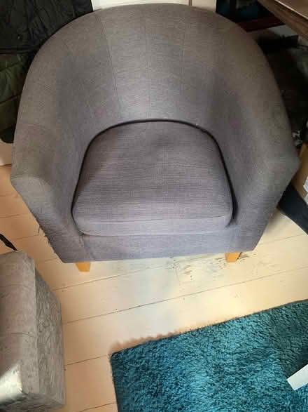Photo of free Club chair (Lu4 9uf) #3