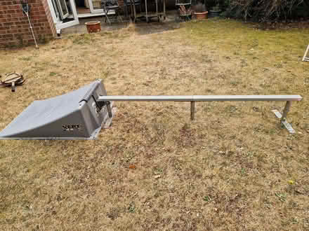 Photo of free Skateboard ramp and grind rail (FelixstoweWoodbridgeFreegle CGA IP12) #3