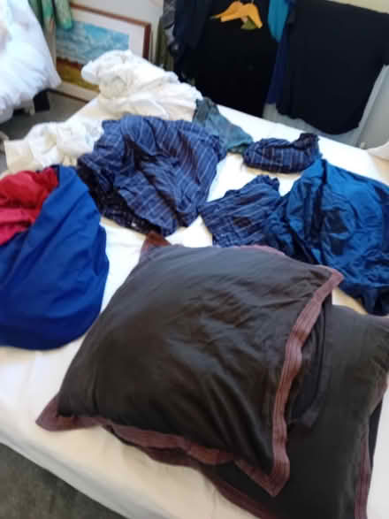 Photo of free Assorted bedding (Kingston Vale SW15) #1