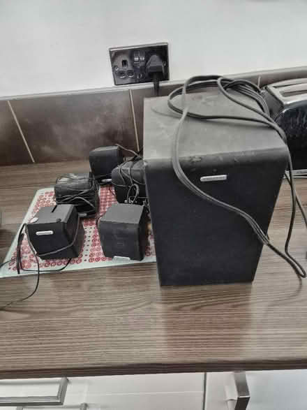 Photo of free Computer speakers (Winyates Green B98) #1