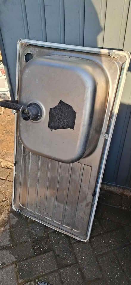 Photo of free Kitchen Sink with plug (Coventry CV3) #4