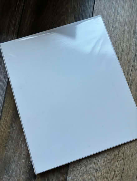 Photo of free Box of 5 white A4 ring binders (Beckenham BR3) #3