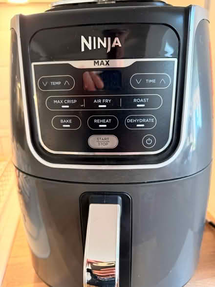 Photo of free Ninja air fryer (Anniesland, glasgow, G12) #2