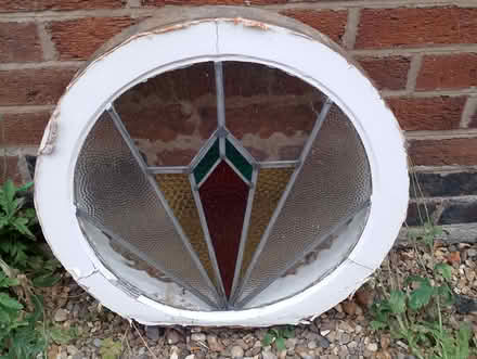 Photo of free Round stained glass window (Loughborough LE11) #1
