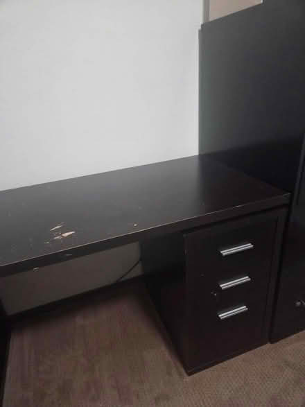 Photo of free Corner Desk (Magnolia) #4