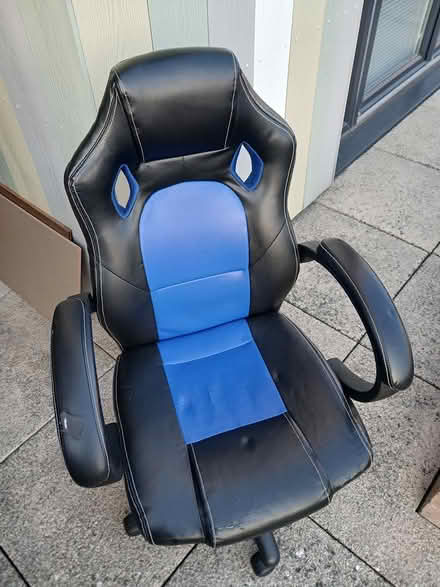 Photo of free Gaming chair (Romford RM7) #1