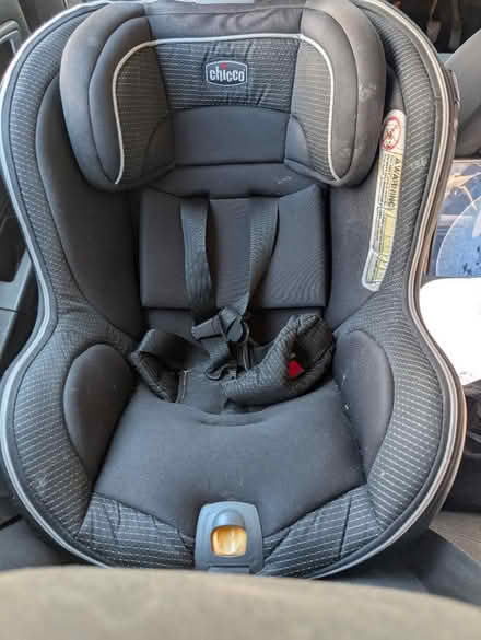 Photo of free Car Seat - Chicco Nextfit (Herne Hill SE24) #2