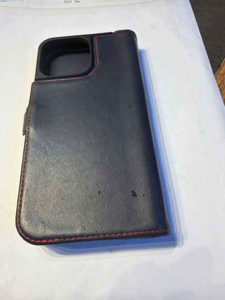 Photo of free Phone case and screen saver for iPhone 14 Pro Max (Llandrindod LD1) #3