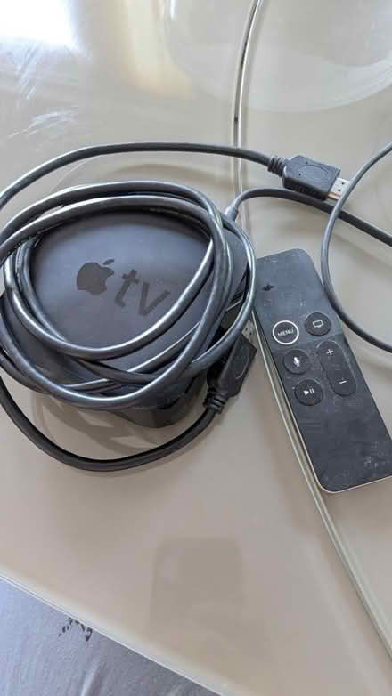 Photo of free Apple TV (4th gen?) (Broxbourne EN10) #2