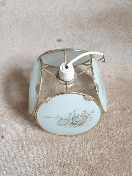 Photo of free Light Fitting with 4 glass plates (Trowbridge BA14) #2