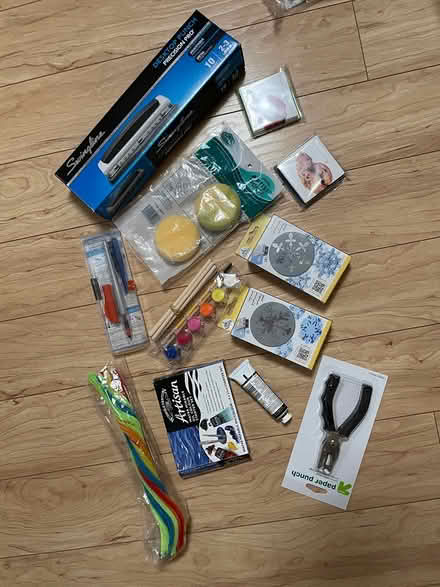 Photo of free Craft and Art supplies (Sunnyvale Community Center) #1