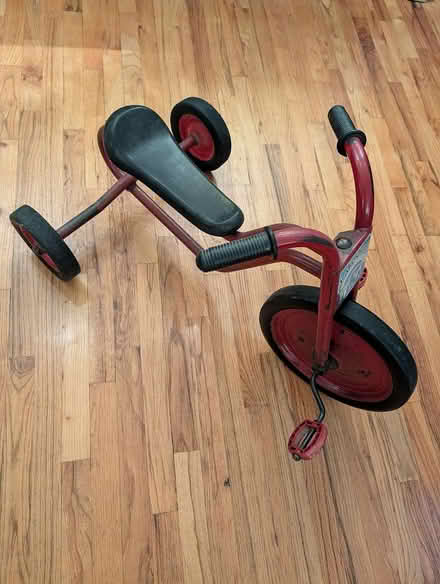 Photo of free Vintage Tricycle (Dumbo, Brooklyn) #2
