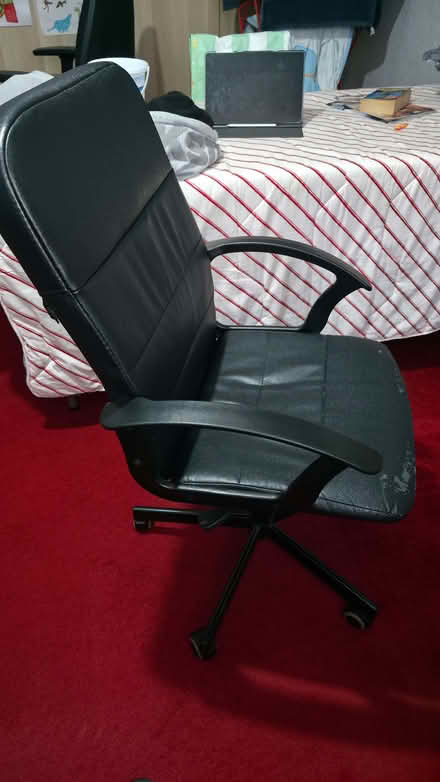 Photo of free Office chair (Inchinnan PA8) #2
