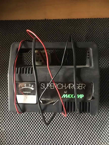 Photo of free 12v Battery Charger (Exhall CV7) #1