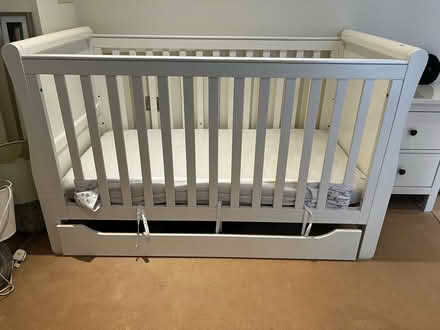 Photo of free Mothercare cotbed (North Greenwich SE10 0NQ) #3