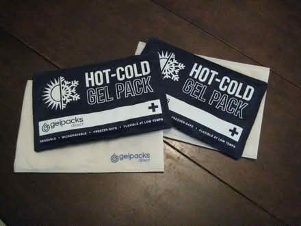 Photo of free Two Hot & Cold Gel Pack (Witney OX28) #1