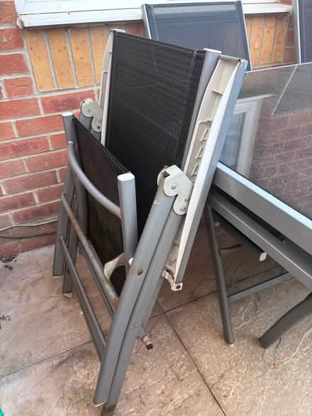 Photo of free Garden table and 6 reclining chairs (Braintree CM7) #3
