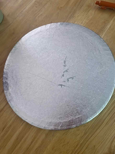 Photo of free Round cake board (Kendal LA9) #1