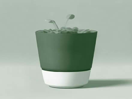 Photo of Giant plant pot (South Beddington SM6) #1