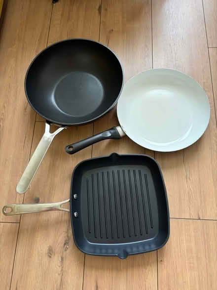 Photo of free Pan, wok & griddle (Southfields SW18) #1