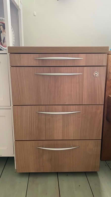 Photo of free Office draws / under desk (M16 9 WT) #1