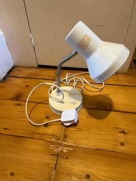 Photo of free Small desk lamp (Bellevue EH7) #1