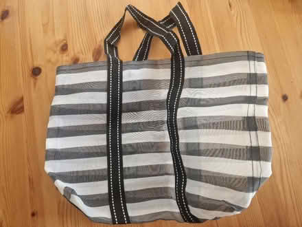 Photo of free Small mesh tote (SE10) #2