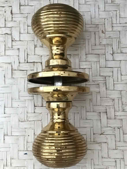 Photo of free Brass door knob set (FelixstoweWoodbridgeFreegle CGA IP12) #1